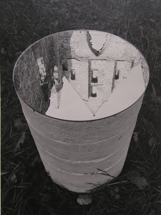 1996, prům.37 cm, zrcadlo, polystyren, Rosa Coeli, H