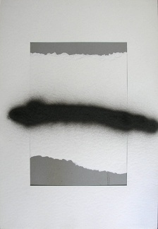 1982, 660×450 mm, sprej, prořezávaný papír, sig., líc