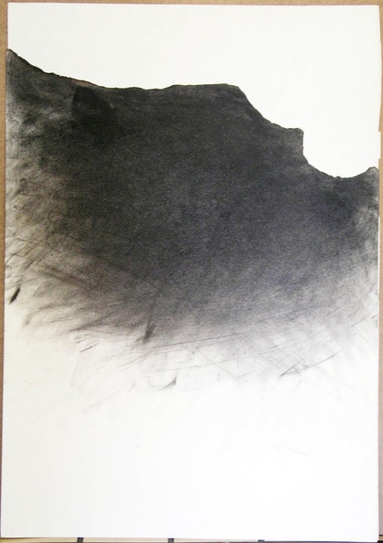 1983, 1000×700 mm, popel ze spáleného místa rozetřený na zbytku papíru, nesig. - rub