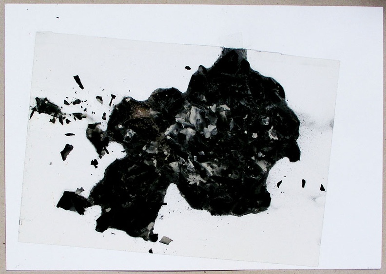 1983, 250×320 mm, spálený papír zafixovaný ve fólii, sig.