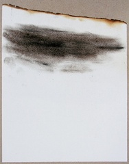 1983, 300×250 mm, popel ze spáleného místa rozetřený na zbytku papíru, nesig.