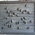 1992, 53,5×64,5 cm, sololit, kameny, akryl, sig.