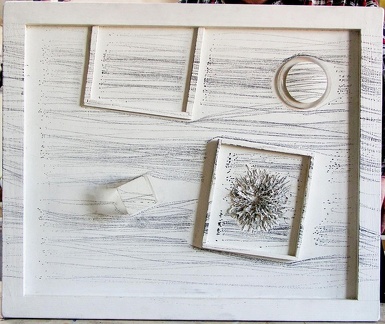 1992, 53,5×64,5 cm, sololit, sklo, plexisklo, dřevo, akryl, tužka, sig.