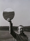 1973, prům. 37 cm, zrcadla v krajině, Souvislosti protilehlých horizontů, K  GHMP