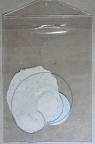 1963, 200×200 mm, koláž, papír, struna, PVC obal, sig.