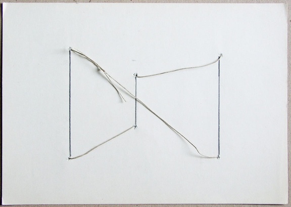 1991, 250×340 mm, tužka, provázek, papír, sig., líc