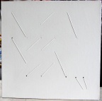 1969-70, 45×45 cm,  plátno, akryl, provázek, perforace, sig.
