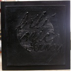 1975, 1977, 2002, 42×42 cm, sololit, dřevotříska, akronex, Černá-nic-bílou, sig., GU Nové Zámky