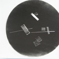 1970, prům. 49 cm, kov. plech, kovové segmenty, ferity, sig.