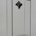 1971-72, 49,5×29×12 cm, plexisklo, dřevo, kov, ferity, Magnetické skříně, sig., soukr.sb.182